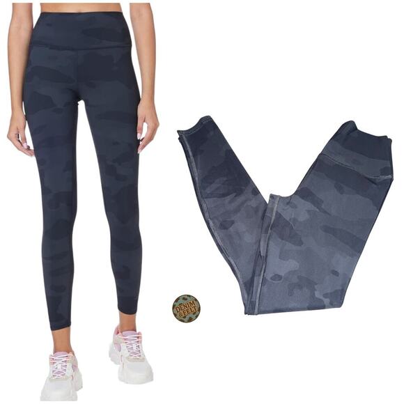 Alo Yoga High Waist Vapor Legging Athletic Soft Black Camouflage Size Small - Picture 1 of 16